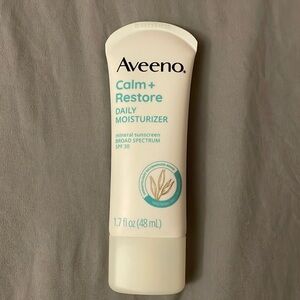 Aveeno calm + restore daily moisturizer